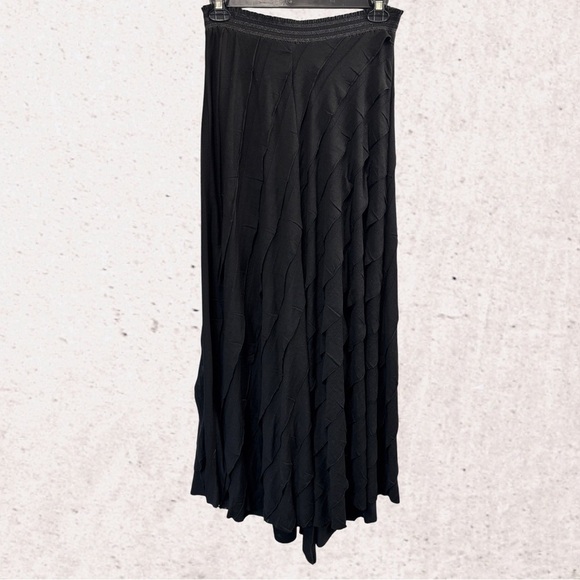 Black Asymmetrical Maxi Skirt for Night Out - Picture 1 of 4